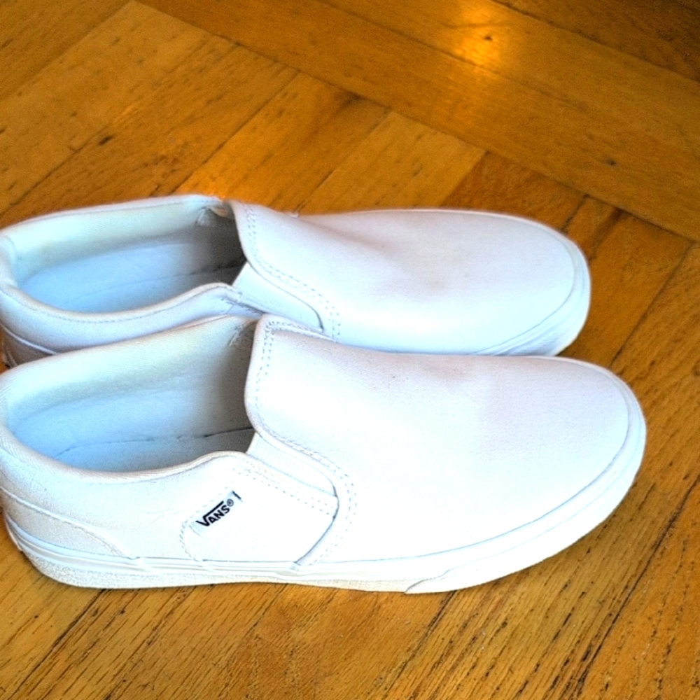 Almost New Vans White Slip-on Sneakers